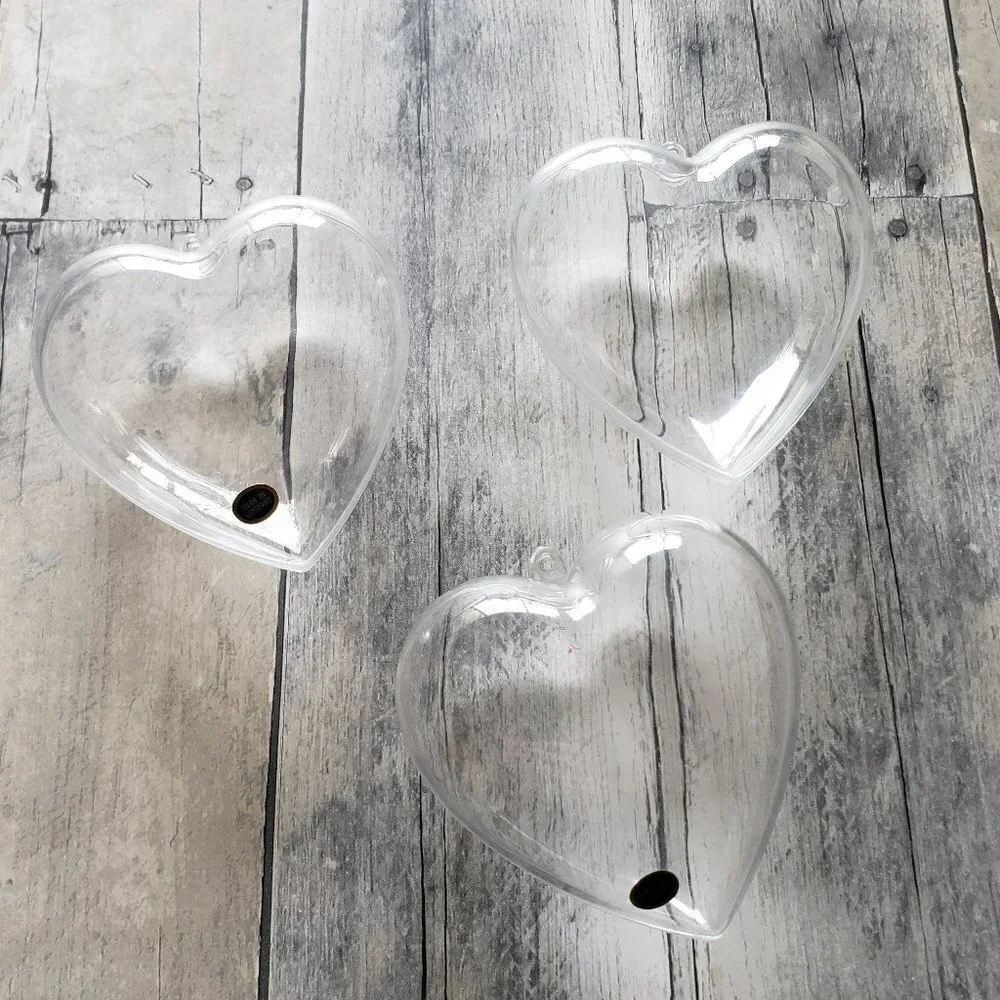 Set of 3 Clear Plastic Heart Containers - 4